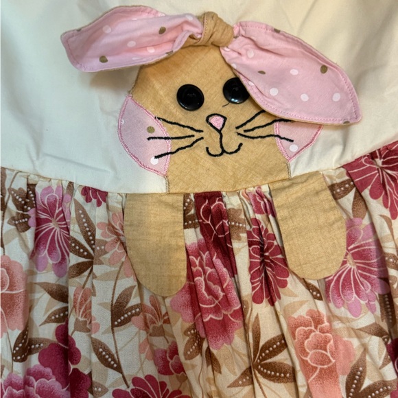 Bunny Dresses For Big And Little Sisters - Picture 3 of 5